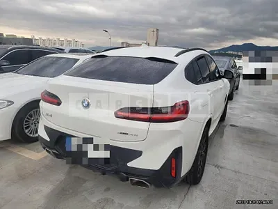 Photo 1 of 15: 2022 BMW X4 xDrive20i — Korean insurance auction