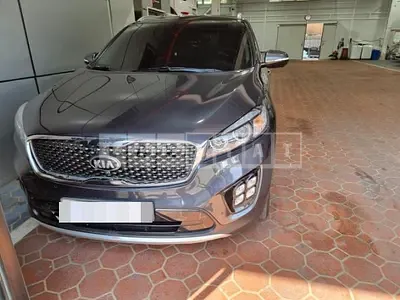Photo 1 of 11: 2017 Kia Sorento 2.0, VIN KNAPH81ABHA327649 — Korean insurance auction
