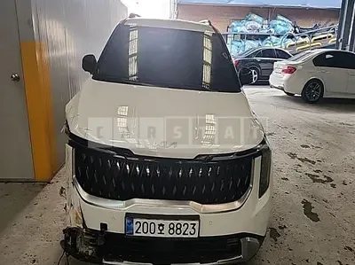 Photo 1 of 44: 2024 Kia Carnival Hybrid — Korean insurance auction