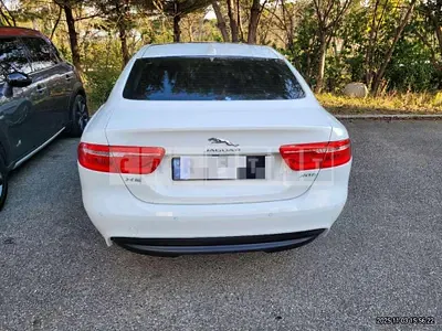 Photo 1 of 10: 2017 Jaguar XE 20T — Korean insurance auction
