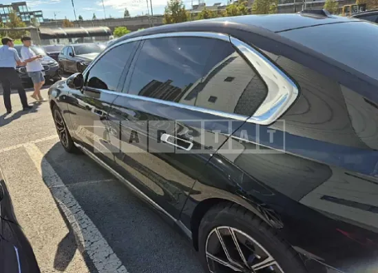 Photo 2 of 28: 2025 BMW 740d xDrive — Korean insurance auction