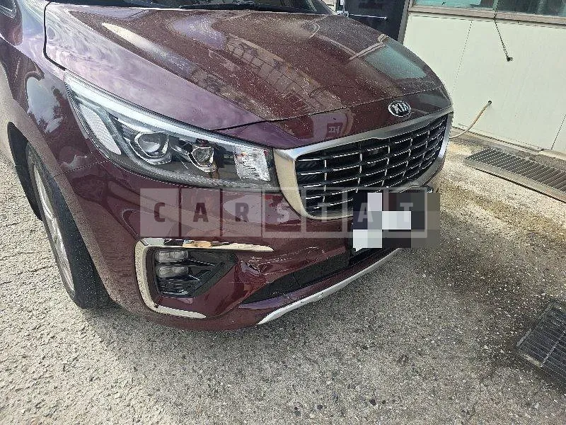 Photo 2 of 3: 2019 Kia (parts) Carnival Headlamp — Korean insurance auction