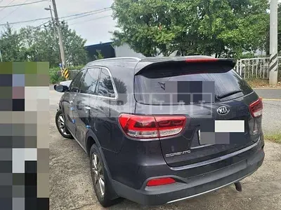 Photo 1 of 21: 2016 Kia Sorento 4WD — Korean insurance auction