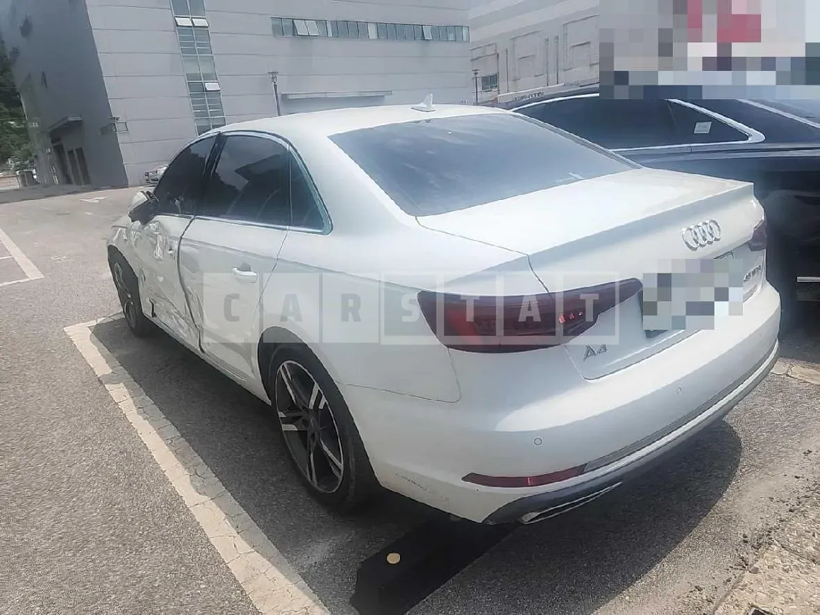 Photo 2 of 13: 2019 Audi A4 40 TFSI — Korean insurance auction