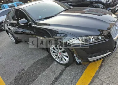 Photo 1 of 6: 2015 Jaguar XF 2.2d — Korean insurance auction