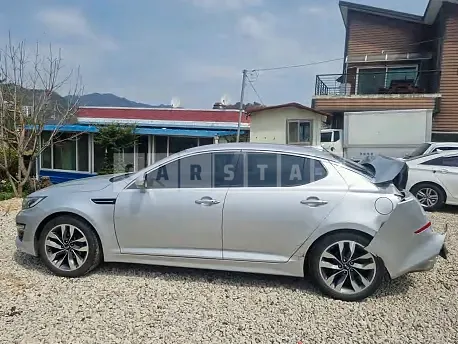 Photo 2 of 6: 2015 Kia K5 — Korean insurance auction