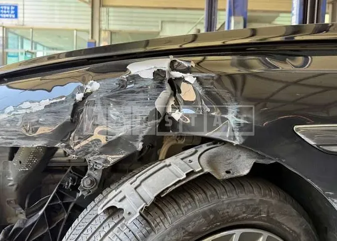 Photo 2 of 28: 2021 Genesis G80, VIN KMTGB41CBMU062848 — Korean insurance auction