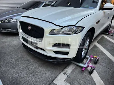 Photo 1 of 50: 2017 Jaguar F-Pace 20d, VIN SADCA2BN7HA048975 — Korean insurance auction