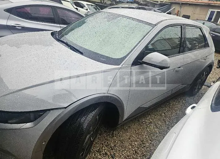 Photo 2 of 9: 2021 Hyundai IONIQ 5 — Korean insurance auction