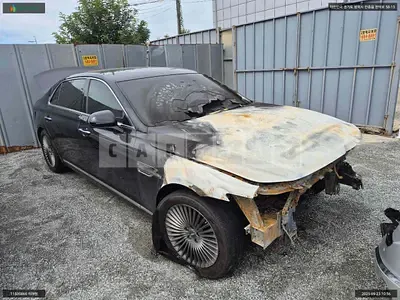 Photo 1 of 18: 2020 Hyundai Genesis G90, VIN KMHG141DDLU082103 — Korean insurance auction