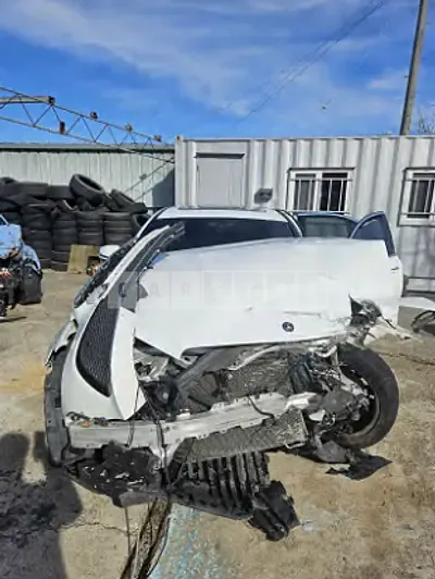Photo 1 of 17: 2021 Mercedes-Benz E250 — Korean insurance auction