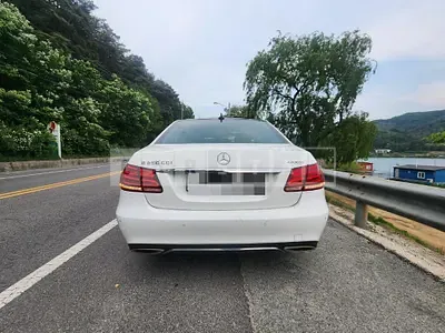 Photo 1 of 8: 2014 Mercedes-Benz E250 CDI 4Matic Avantgarde — Korean insurance auction