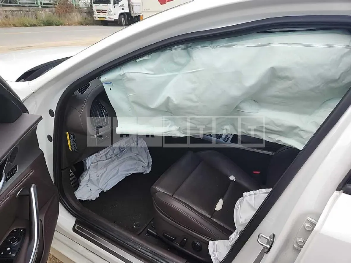 Photo 2 of 23: 2018 Kia Stinger 2.2, VIN KNAE651BDKS045522 — Korean insurance auction