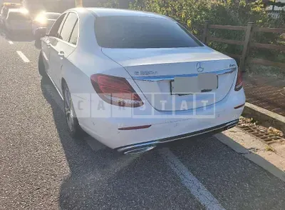 Photo 1 of 33: 2016 Mercedes-Benz E220 d — Korean insurance auction