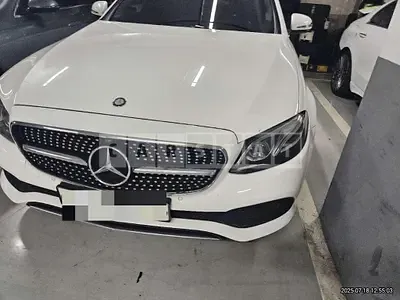 Photo 1 of 26: 2017 Mercedes-Benz E220 d 4Matic, VIN WDDZF0FBXHA187662 — Korean insurance auction
