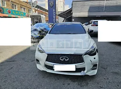 Photo 1 of 18: 2017 Infiniti Q30 — Korean insurance auction