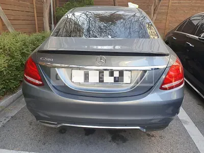 Photo 1 of 12: 2017 Mercedes-Benz C200, VIN WDDWF4CB6JF630929 — Korean insurance auction