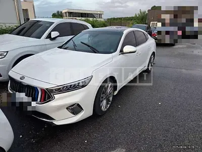 Photo 1 of 15: 2019 Kia K7 — Korean insurance auction