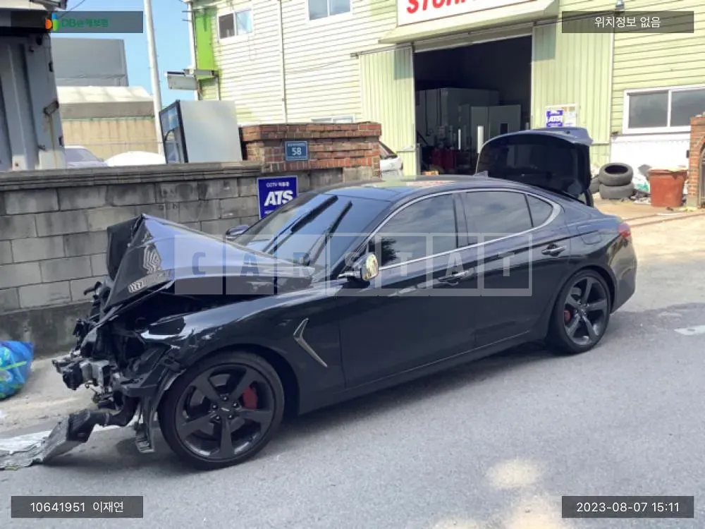 Photo 2 of 17: 2019 Genesis G70, VIN KMTG541EDKU044176 — Korean insurance auction