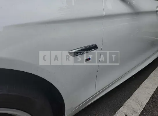 Photo 2 of 9: 2016 BMW 520d, VIN WBA5E5106GG210507 — Korean insurance auction