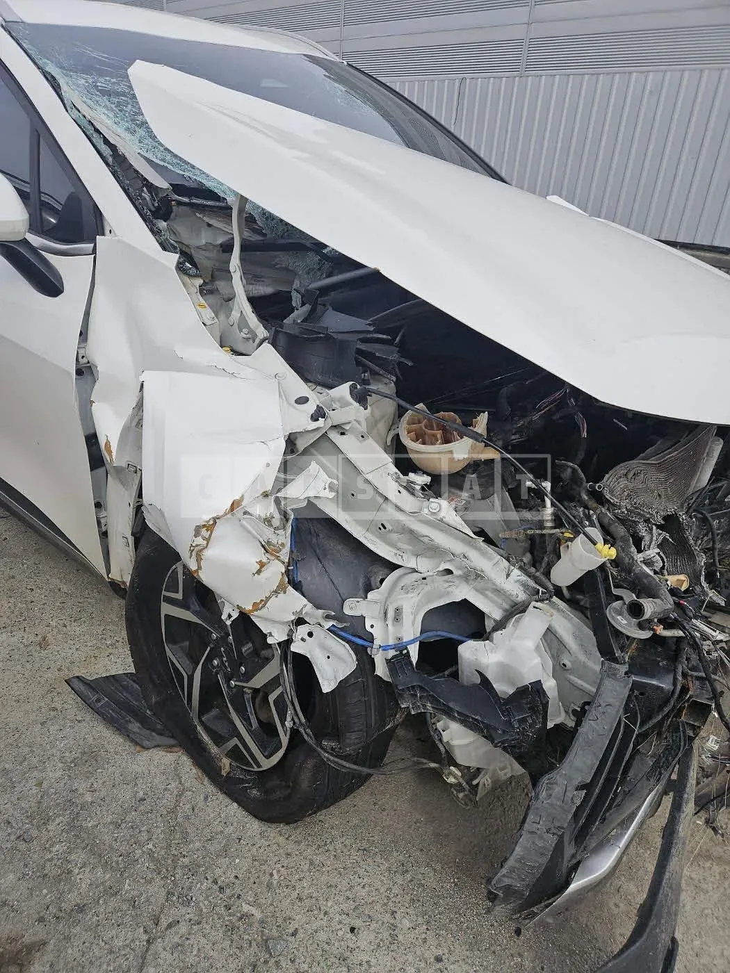Photo 2 of 17: 2022 Kia Sportage, VIN KNAPU81BGNK031705 — Korean insurance auction