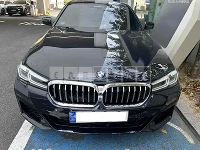 2022 BMW BMW 520i