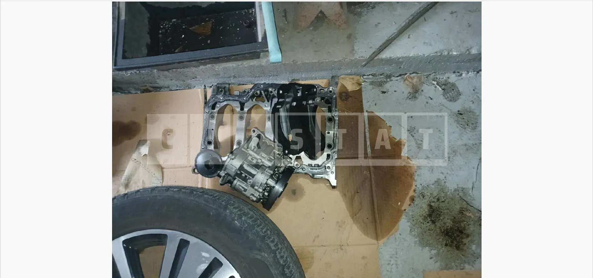 Photo 3 of 3: 2022 Kia (parts) Carnival Engine — Korean insurance auction