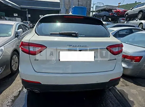 Photo 2 of 20: 2020 Maserati Levante — Korean insurance auction