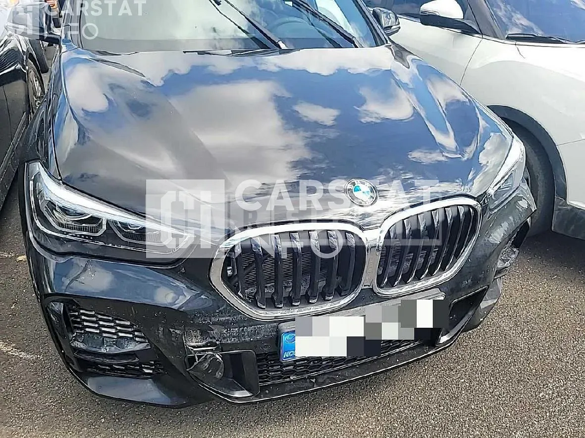 Photo 2 of 14: 2022 BMW Calm X1 xDrive20i — Korean insurance auction