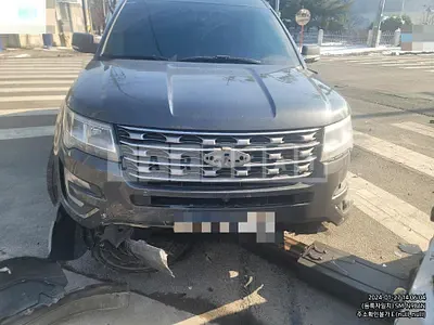 Photo 1 of 9: 2016 Ford Explorer — Korean insurance auction