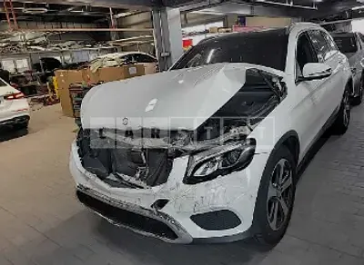Photo 1 of 9: 2017 Mercedes-Benz GLC220d 4Matic, VIN WDC0G0FB5HF187615 — Korean insurance auction