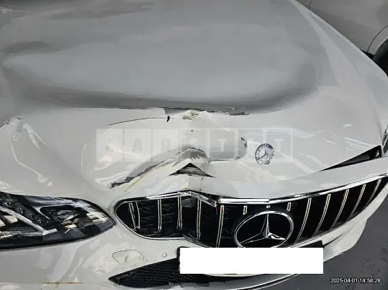 Photo 2 of 50: 2016 Mercedes-Benz E250 BlueTec 4Matic — Korean insurance auction