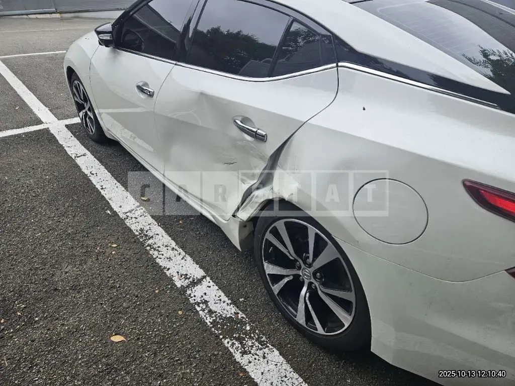 Photo 2 of 27: 2019 Nissan Maxima — Korean insurance auction