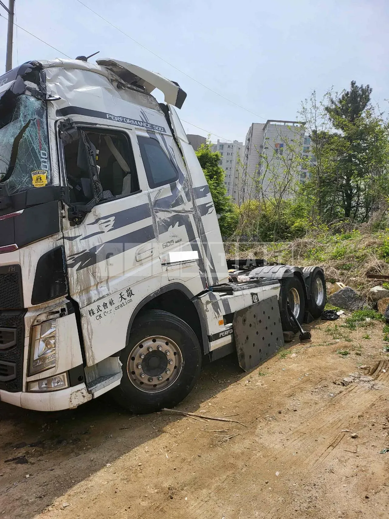 Photo 2 of 17: 2019 Volvo Truck Fh Truck, VIN YV2RT40C5KA840598 — Korean insurance auction
