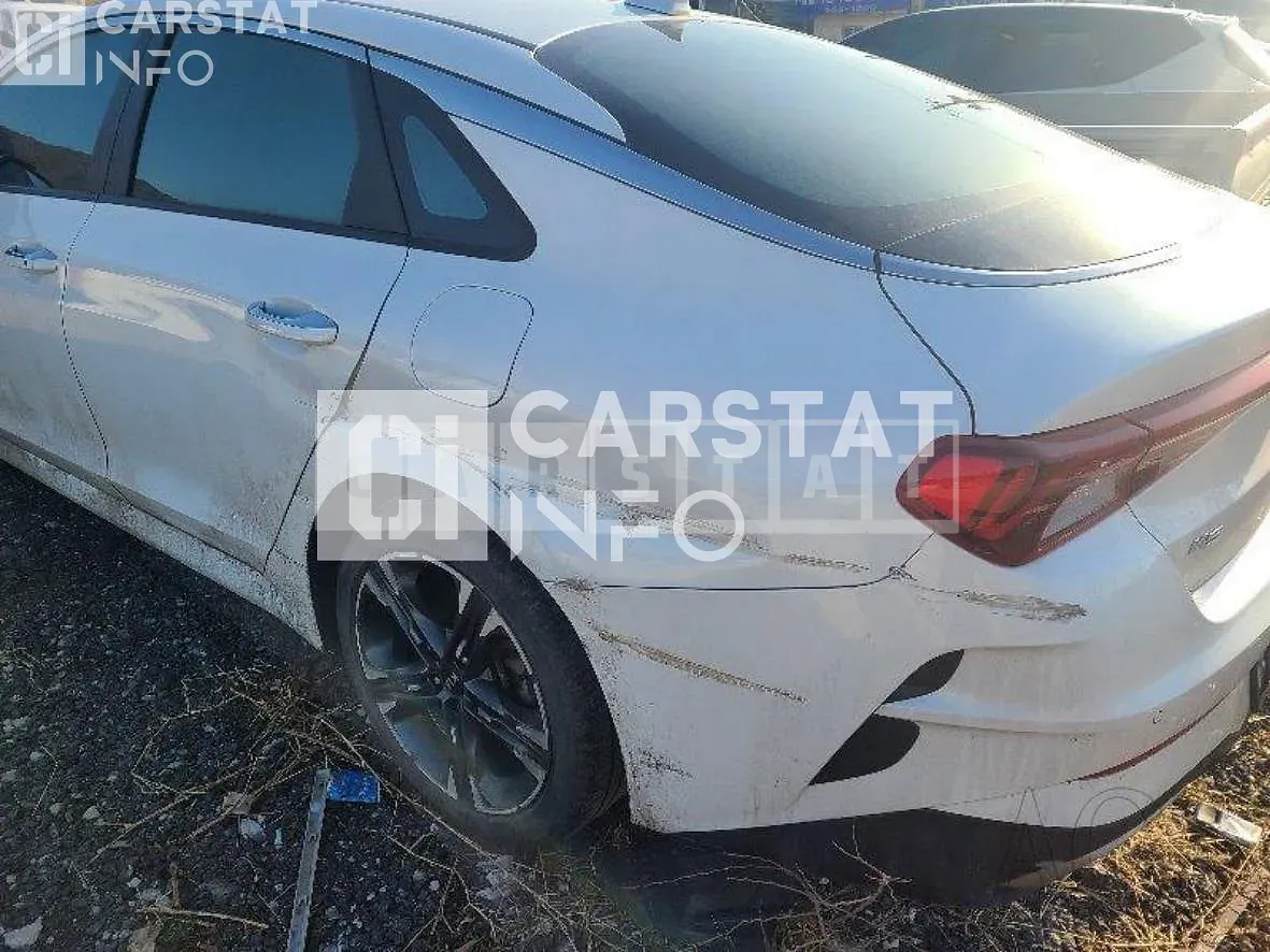 Photo 2 of 12: 2020 Kia K5, VIN KNAG241ABLA042124 — Korean insurance auction