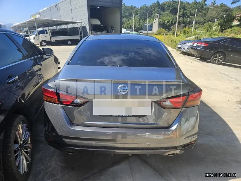 Photo 2 of 16: 2020 Nissan Altima 2.5 — Korean insurance auction