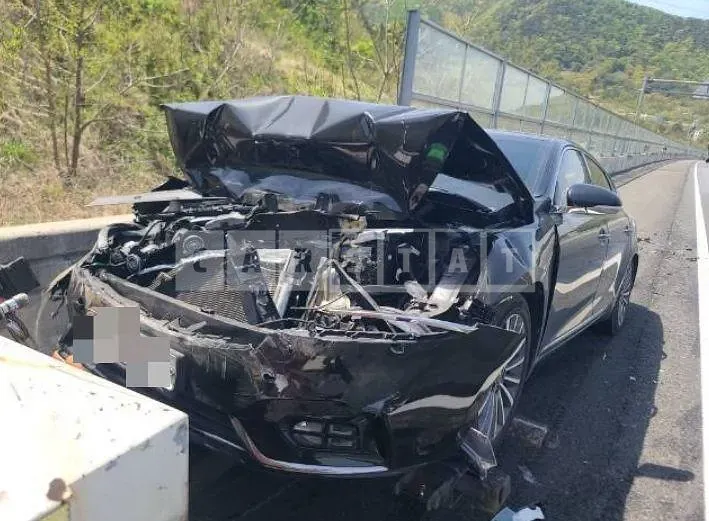 Photo 2 of 4: 2018 Kia K7 LPG — Korean insurance auction