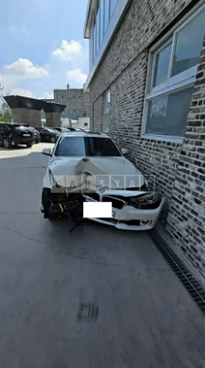 Photo 1 of 9: 2015 BMW 320d Efficient Dynamics Edition — Korean insurance auction
