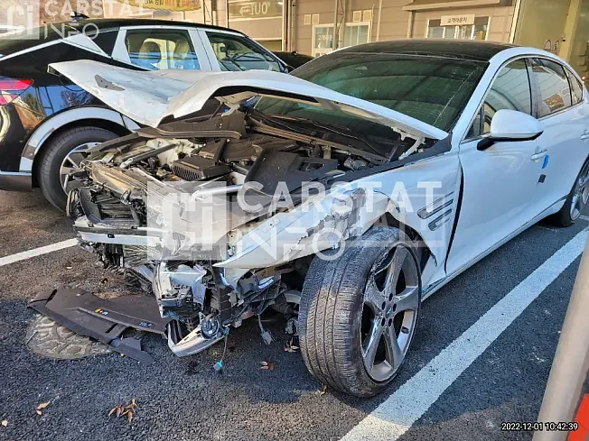 Photo 2 of 15: 2021 Genesis G80 2.5T — Korean insurance auction