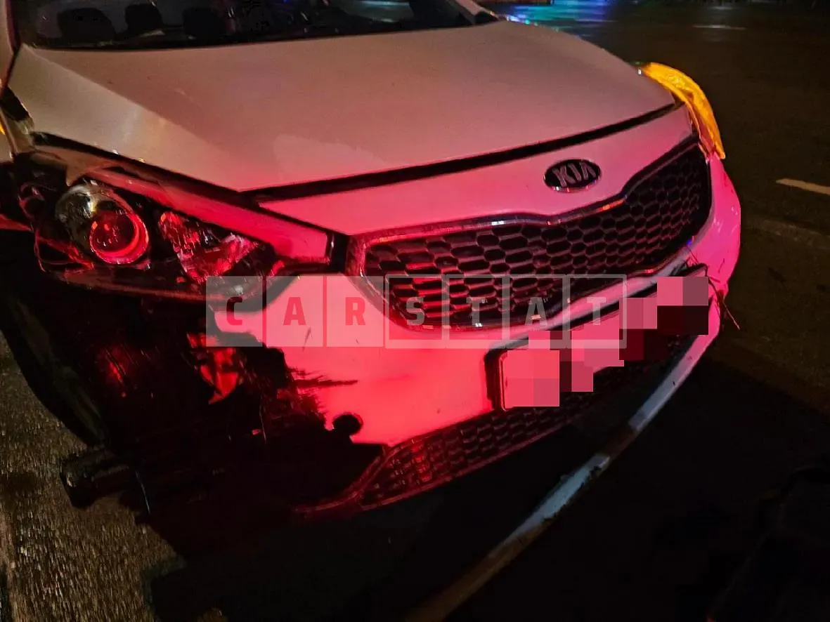 Photo 2 of 12: 2015 Kia K3 1.6 — Korean insurance auction