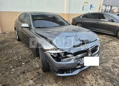 Photo 1 of 8: 2018 BMW 320i — Korean insurance auction