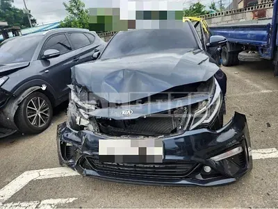 Photo 1 of 24: 2018 Kia K5, VIN KNAGT411BKA326236 — Korean insurance auction