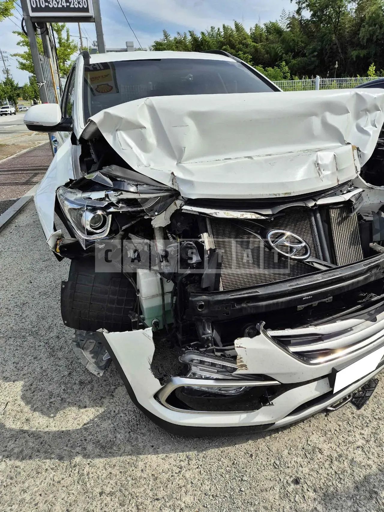 Photo 2 of 15: 2016 Hyundai Santa Fe, VIN KMHSW81UBGU634594 — Korean insurance auction
