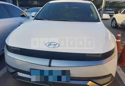 Photo 1 of 10: 2022 Hyundai IONIQ 5 — Korean insurance auction