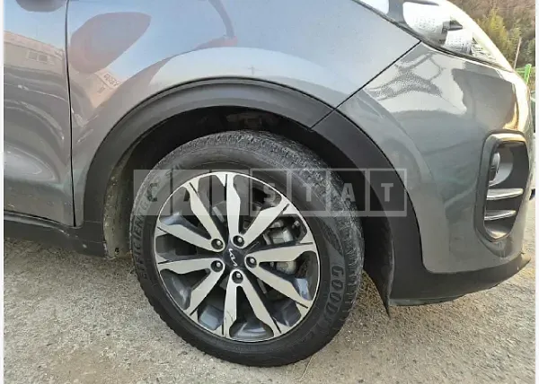 Photo 2 of 19: 2017 Kia Sportage — Korean insurance auction