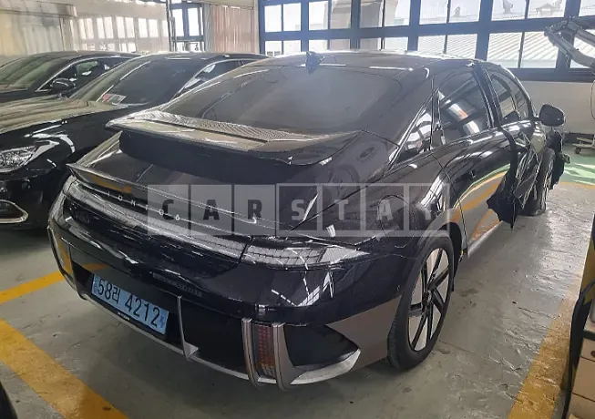Photo 2 of 20: 2023 Hyundai Modern Ionic, VIN KMHM541AFPA006616 — Korean insurance auction