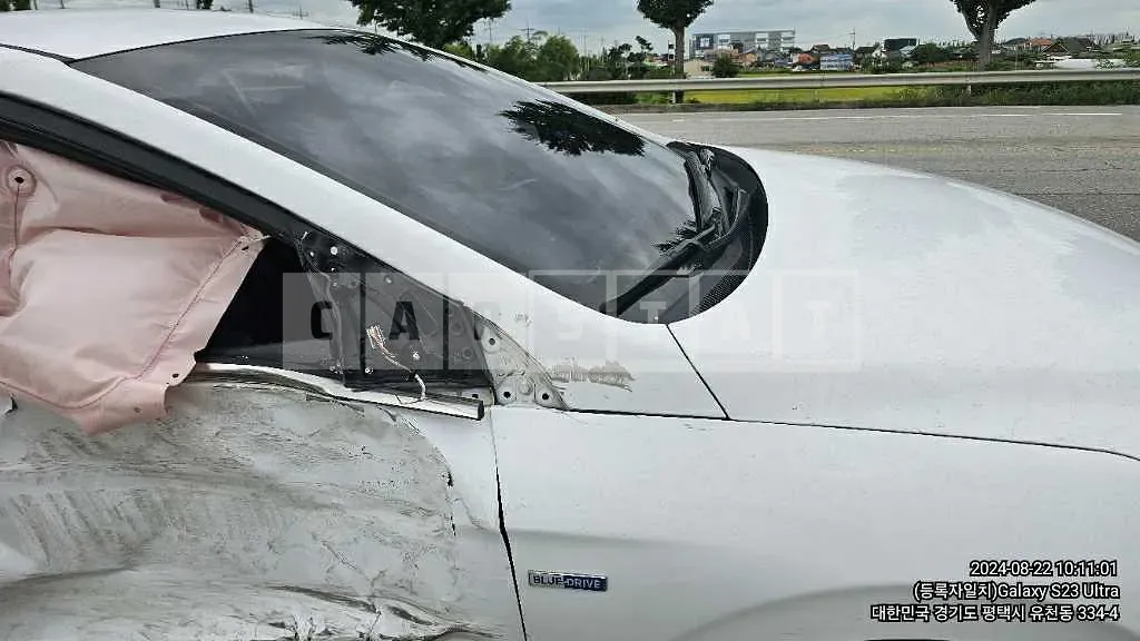 Photo 2 of 14: 2018 Hyundai Modern Ionic — Korean insurance auction