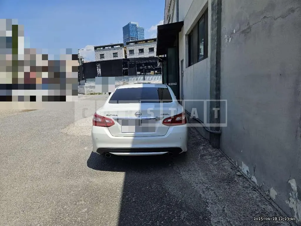 Photo 2 of 15: 2016 Nissan Altima 2.5 — Korean insurance auction