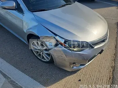 2015 TOYOTA AVALON