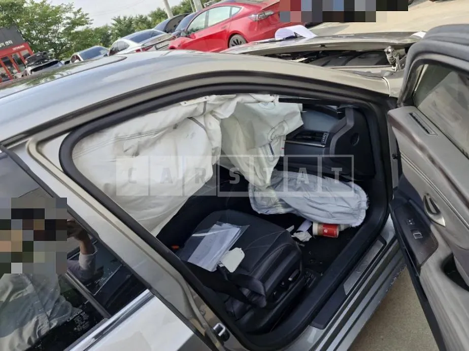 Photo 2 of 34: 2020 Lexus ES300h — Korean insurance auction